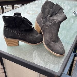 Merona suede like booties